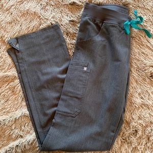 Figs Cargo Scrub Pants